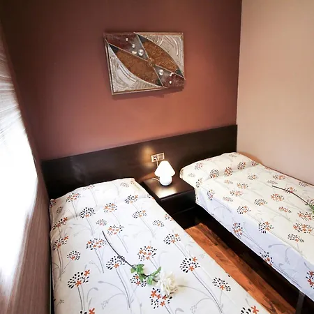 Nature 2 Family House بيت للعطل سالو